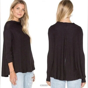 Free People/We The Free Lover Ribbed Black 3/4 Sleeved Tunic Sweater Size Medium